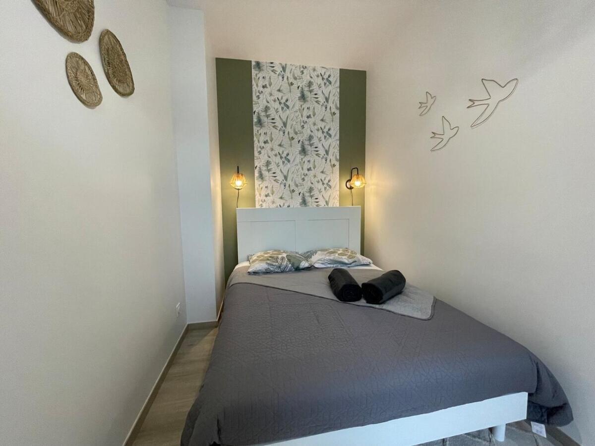 Ferienwohnung Le Familial Proche Gare Sens Exterior foto