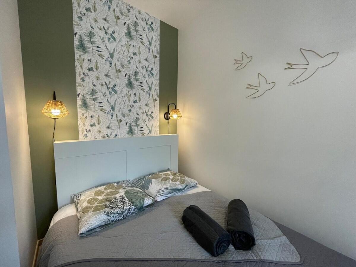 Ferienwohnung Le Familial Proche Gare Sens Exterior foto